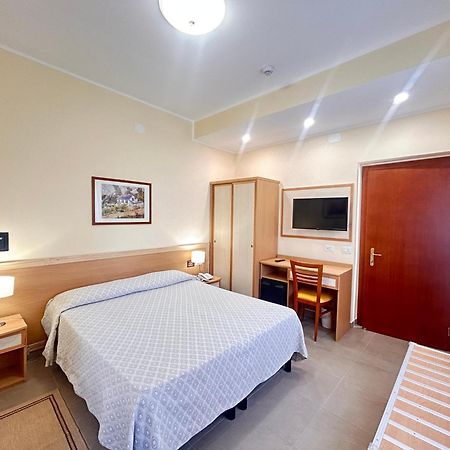 Il Nocchiero City Hotel Soverato Marina Extérieur photo