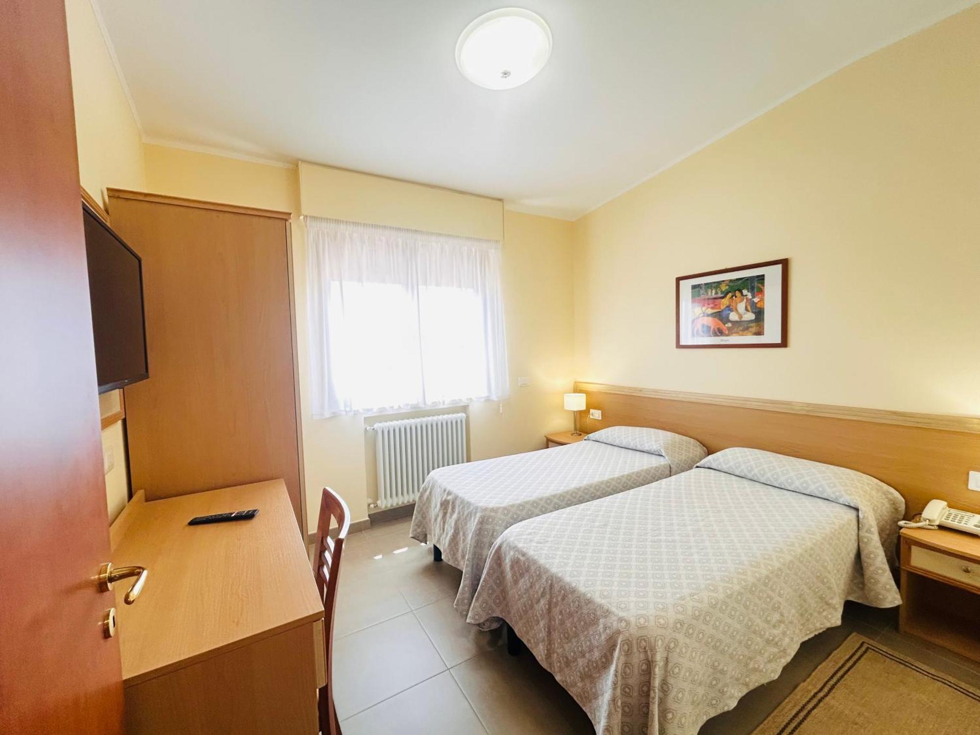 Il Nocchiero City Hotel Soverato Marina Extérieur photo