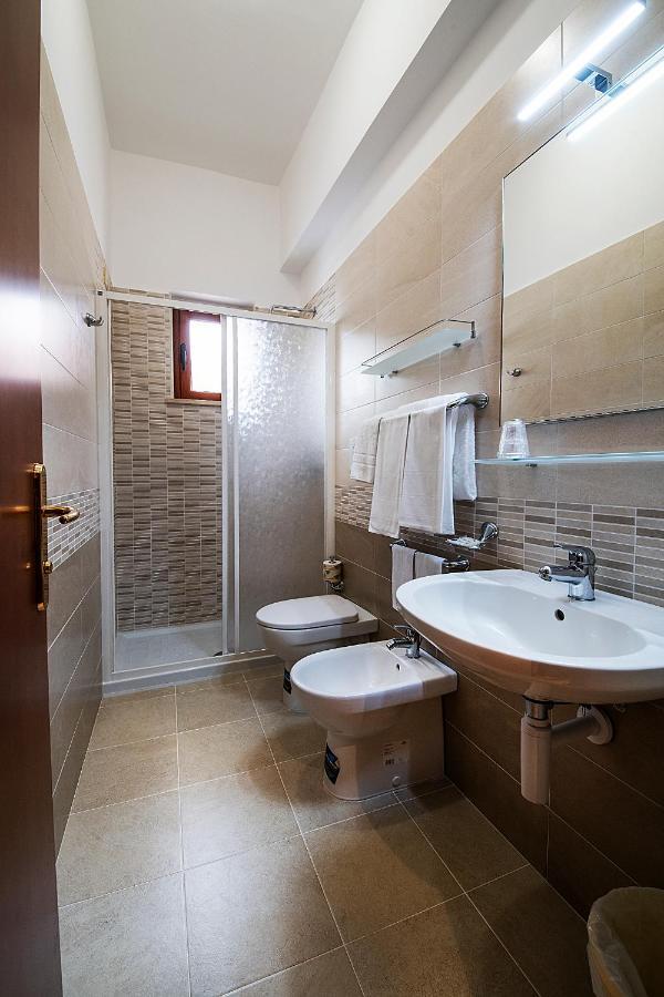 Il Nocchiero City Hotel Soverato Marina Extérieur photo